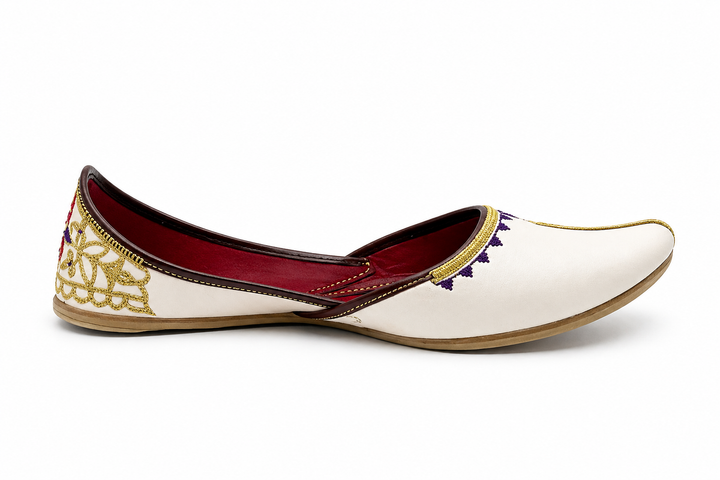 Handcrafted Embroidered Khussa – White Royal