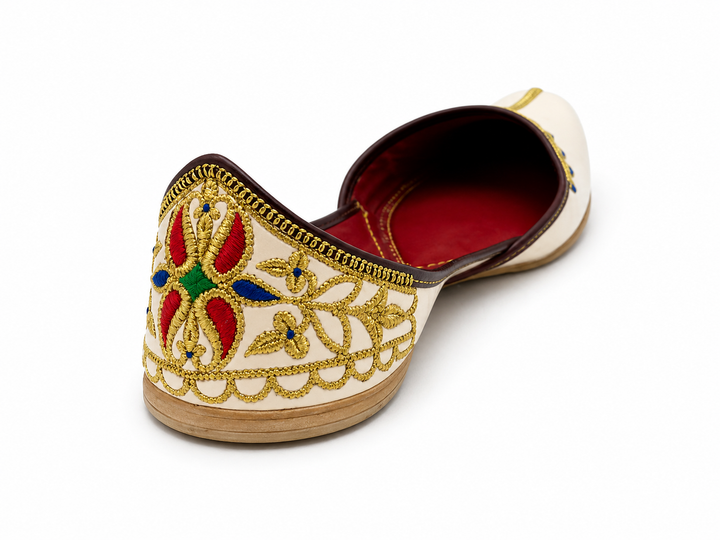 Handcrafted Embroidered Khussa – White Royal