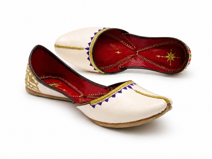 Handcrafted Embroidered Khussa – White Royal