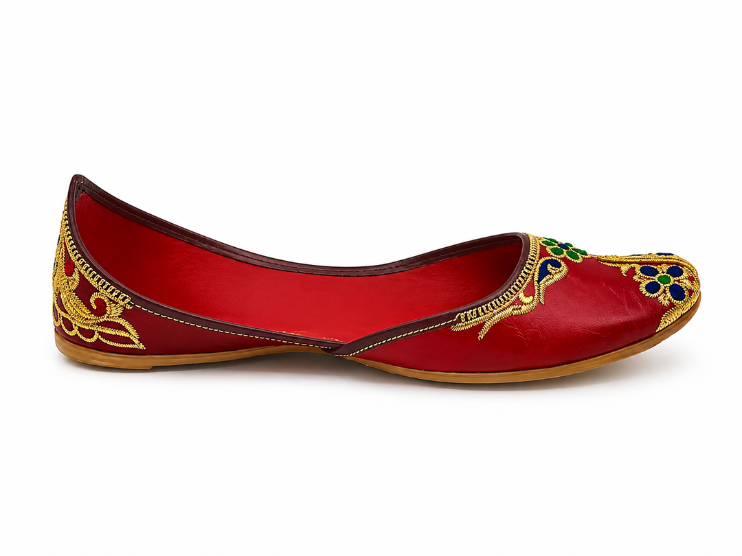 Red Daisy Medallion Jutti – Ladies Bridal Flat