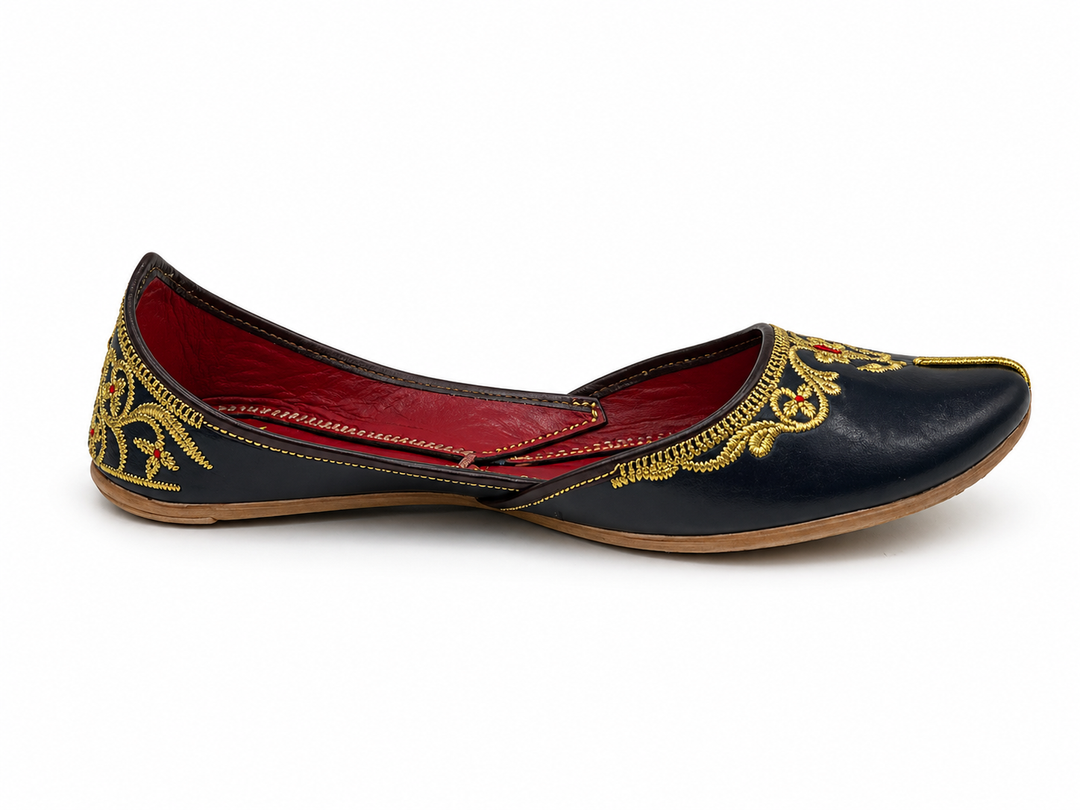 Black Gold Zardozi Khussa – Premium Handcrafted