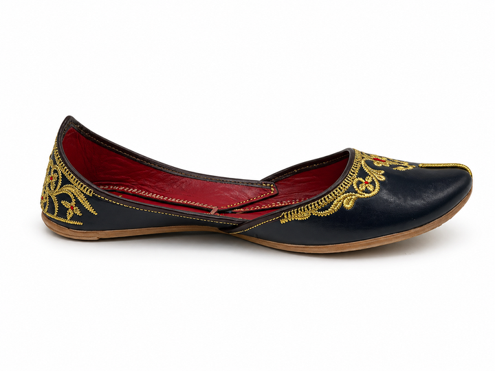 Black Gold Zardozi Khussa – Premium Handcrafted