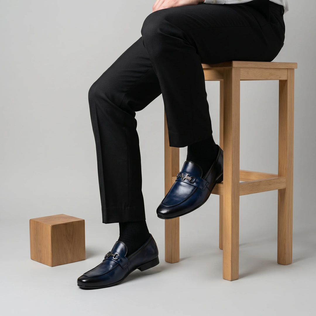 Men's Navy Blue Leather V-Buckle Loafers