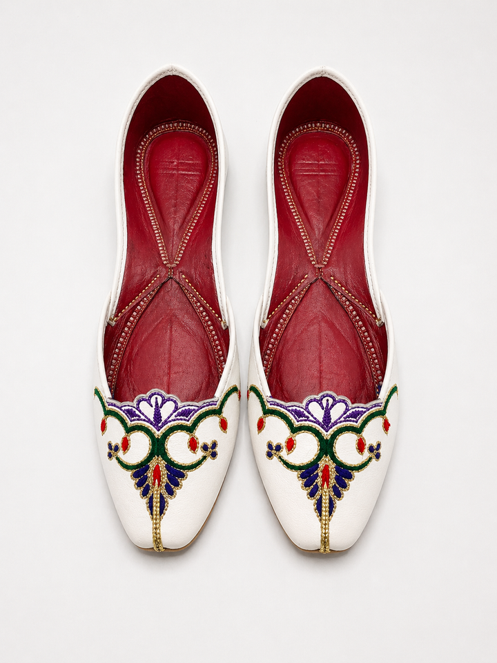 White Floral Embroidered Jutti – Ladies Classic