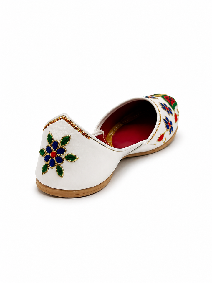 White Floral Paisley Jutti – Multi-Colour Embroidered