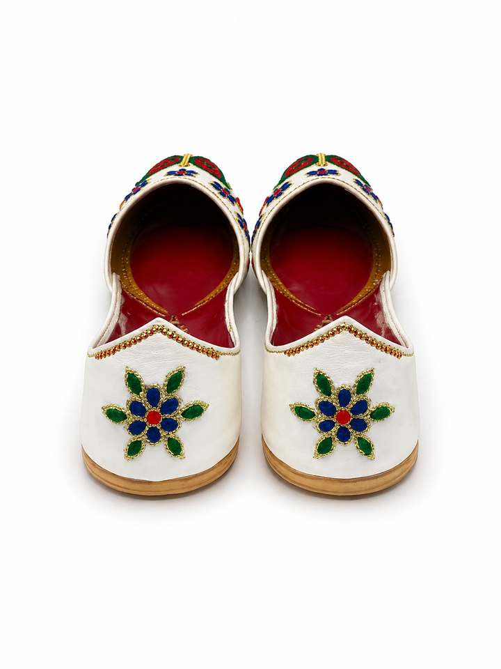 White Floral Paisley Jutti – Multi-Colour Embroidered
